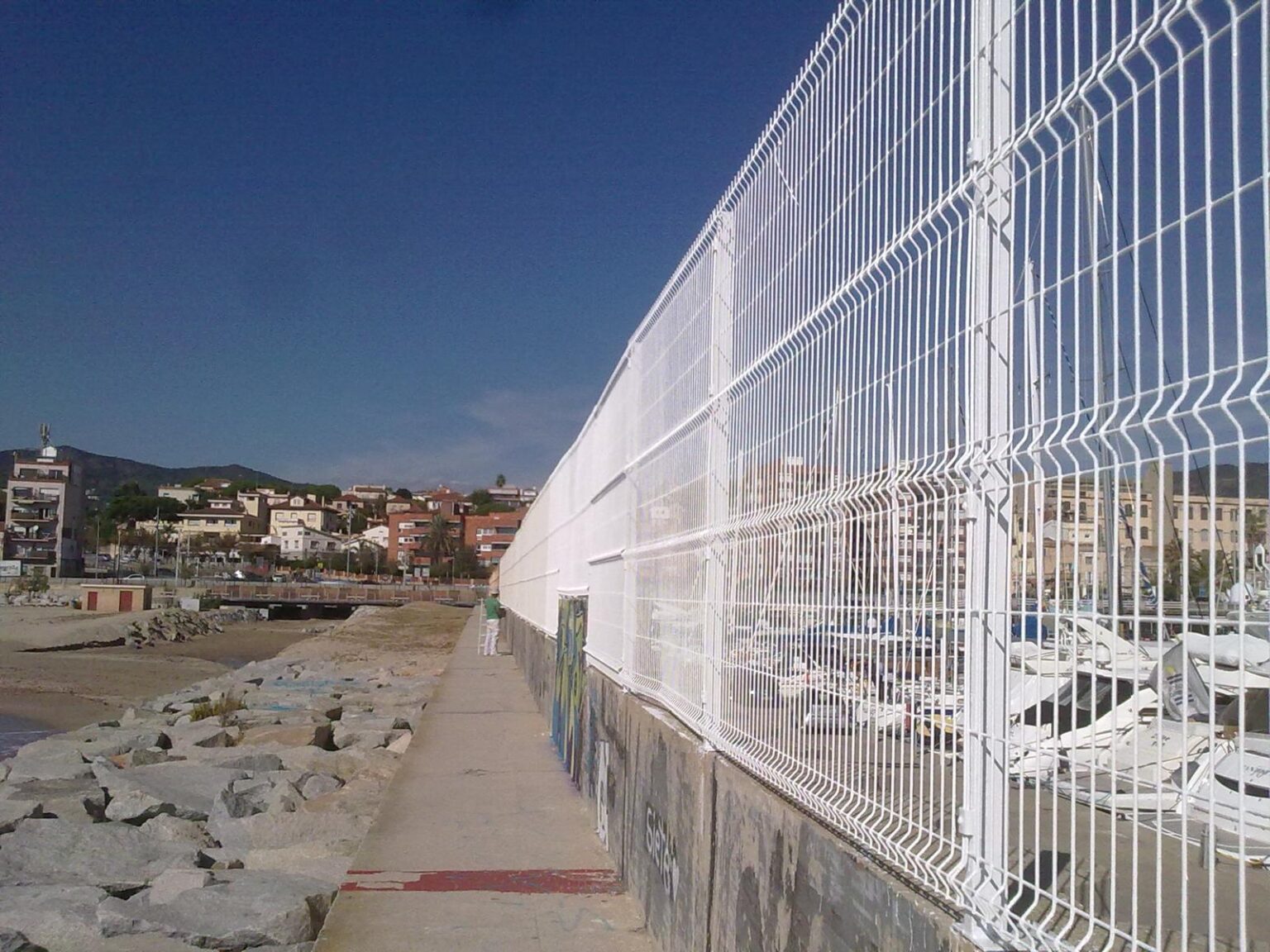 Tratamiento anti-humedad para proteger muros exteriores en Terrassa.